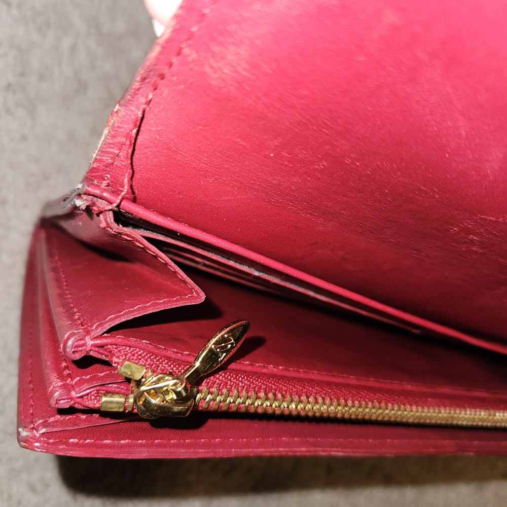 Louis Vuitton Vernis Red Wallet - Picture 9 of 11